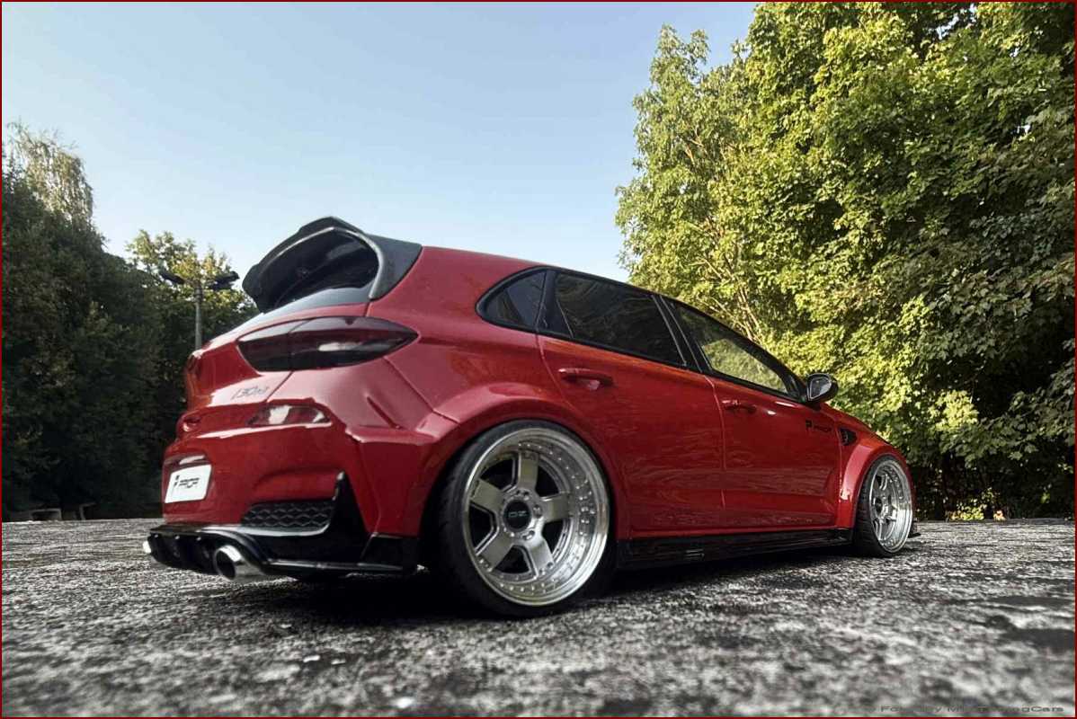 1:18 Hyundai I30 N Prior Rot Edition mit 3tlg.Alufelgen inkl.OVP